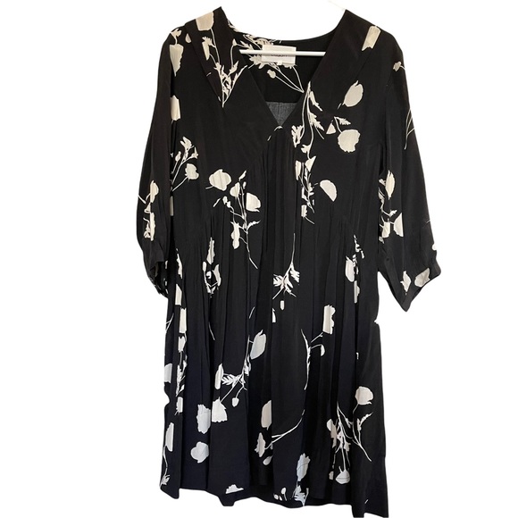 ba&sh Dresses & Skirts - New Ba&sh Black Robe Pansy Floral 3/4 sleeve Mini dress size 3 (large)